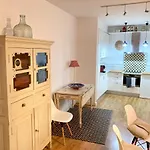 Cozy In Seville